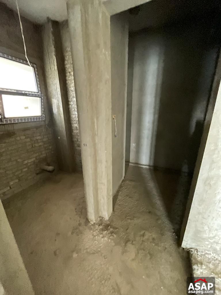 Apartment for Sale in Eastown Sodic