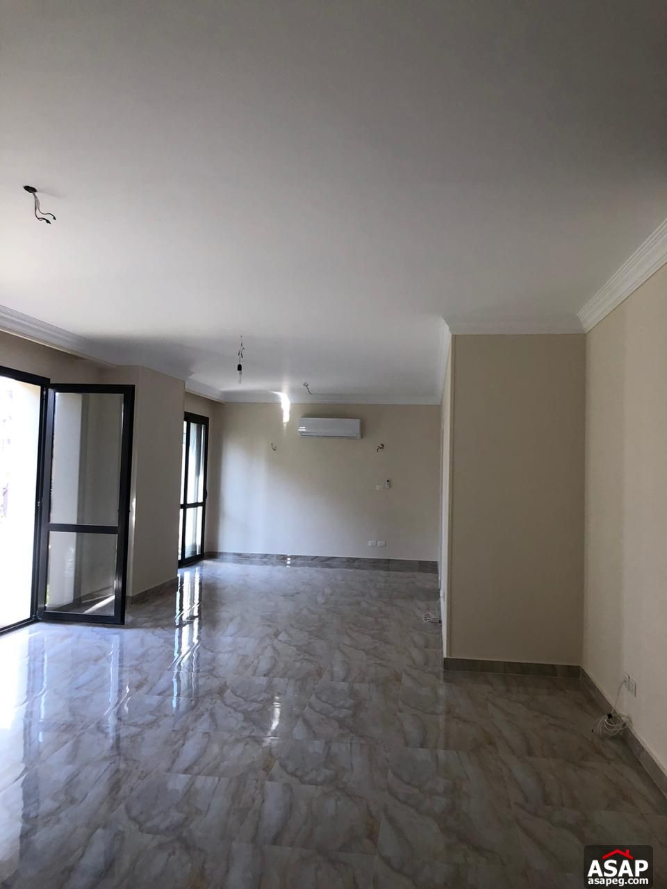 Duplex with Garden for Rent in Eastown