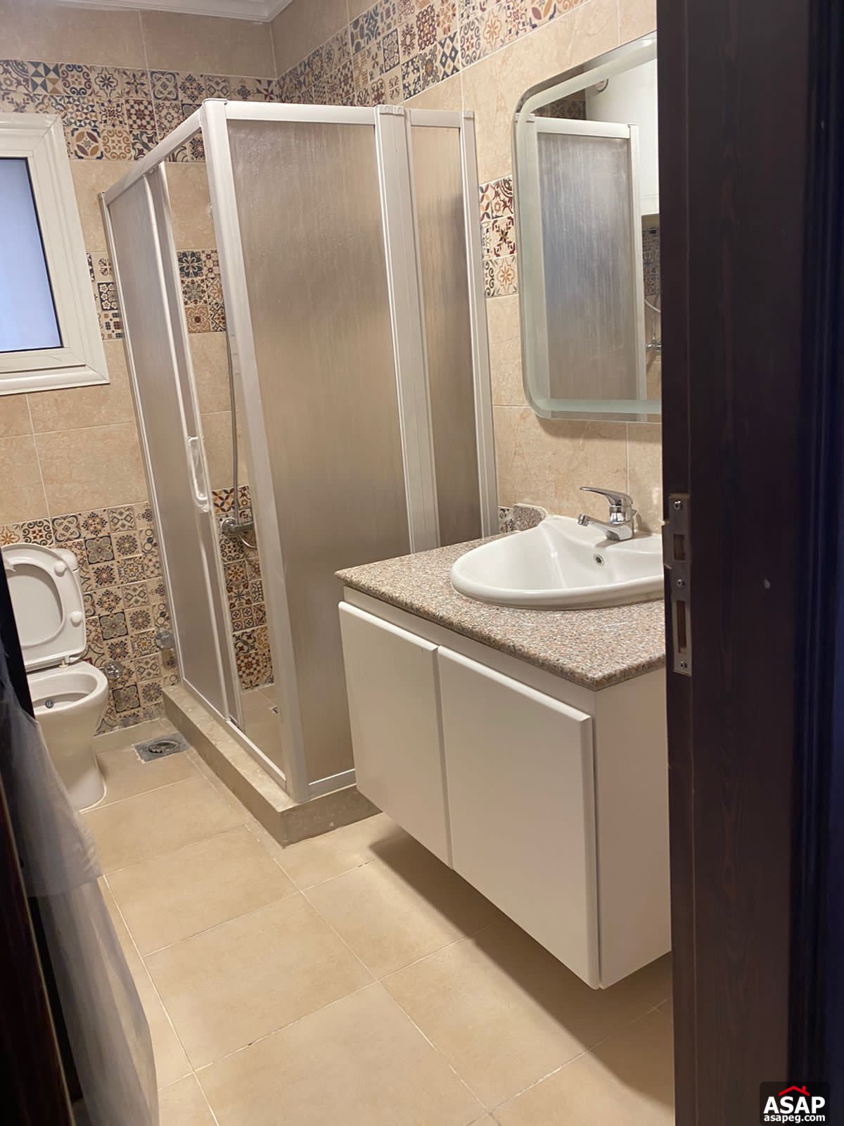 Apartment for Rent in the Square Apartment for Rent in the Square