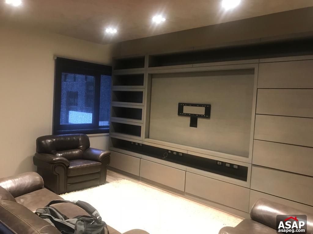 Apartment for Sale in The WaterWay Compound