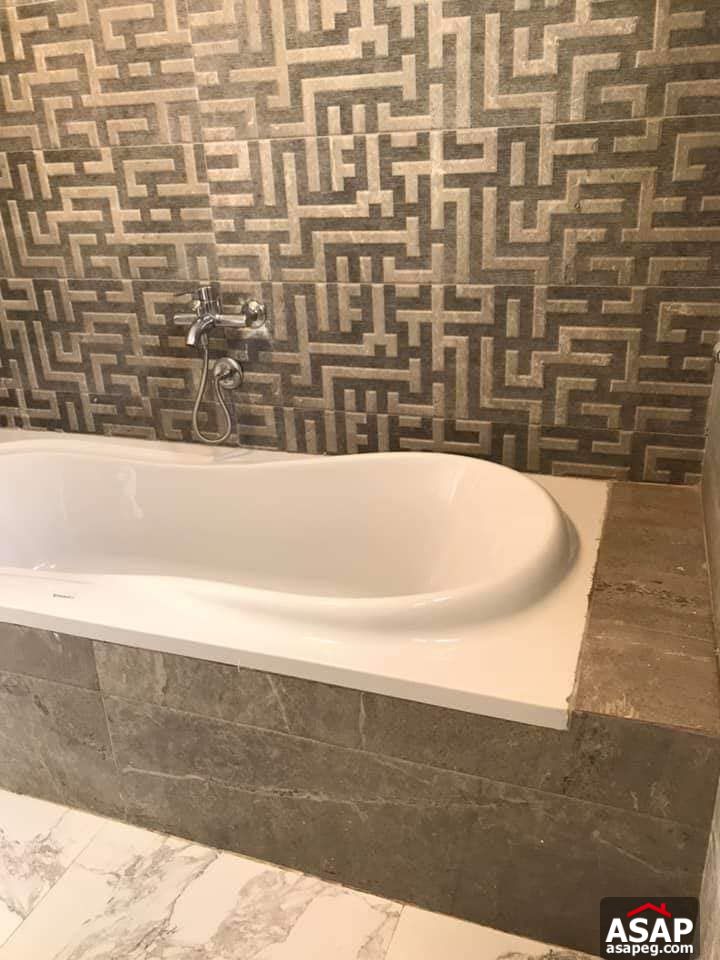 Duplex for Rent in Garden City