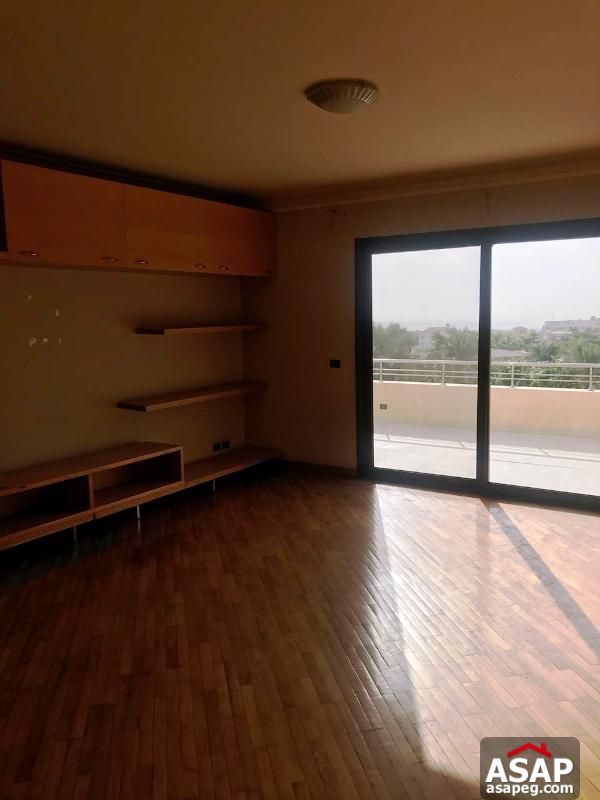 Villa with Pool for Rent in Arabella Villa with Pool for Rent in Arabella