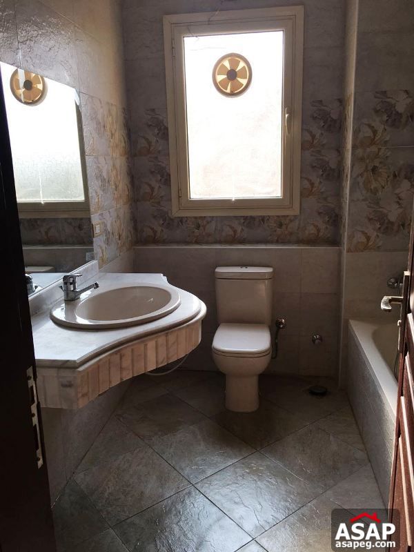 Ultra Modern Villa with Swimming Pool in New Cairo Ultra Modern Villa with Swimming Pool in New Cairo