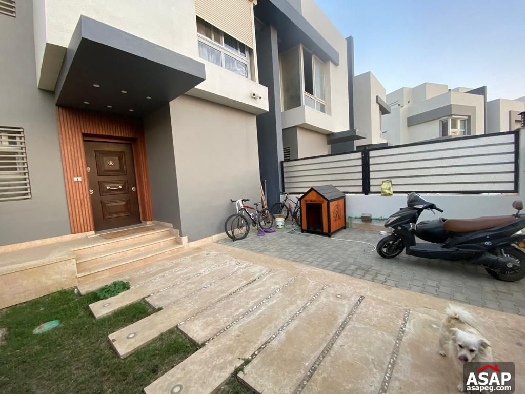 Finished Town House for Sale in Hyde Park Finished Town House for Sale in Hyde Park