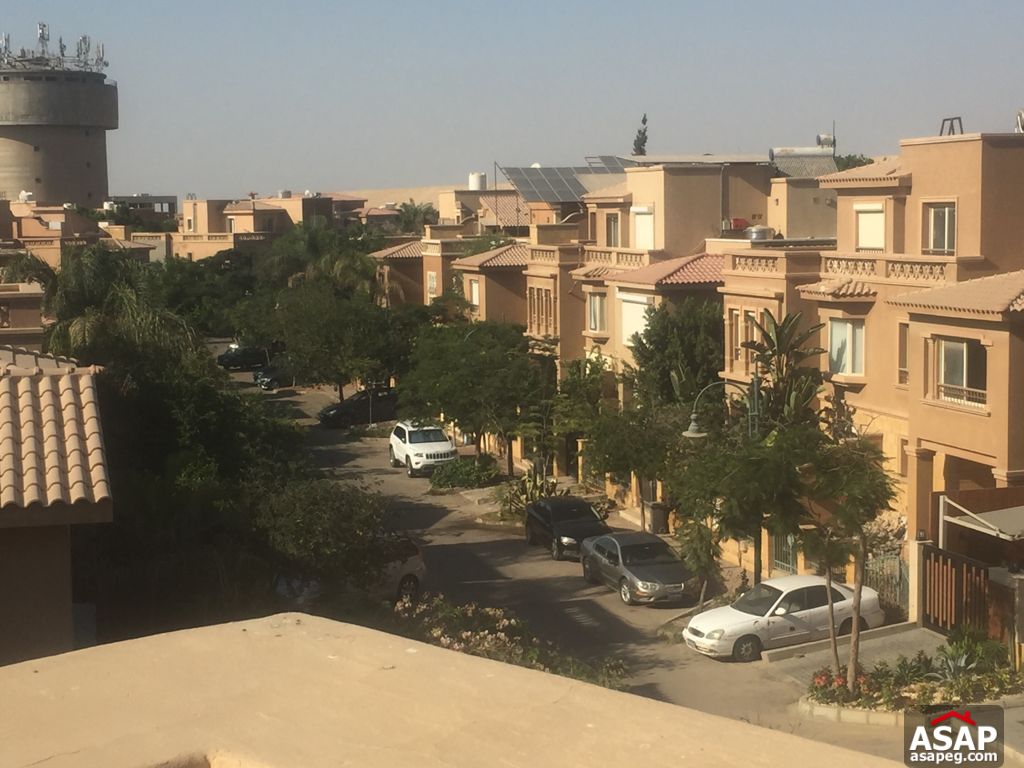 Town House for Sale in Bellagio Compound Town House for Sale in Bellagio Compound