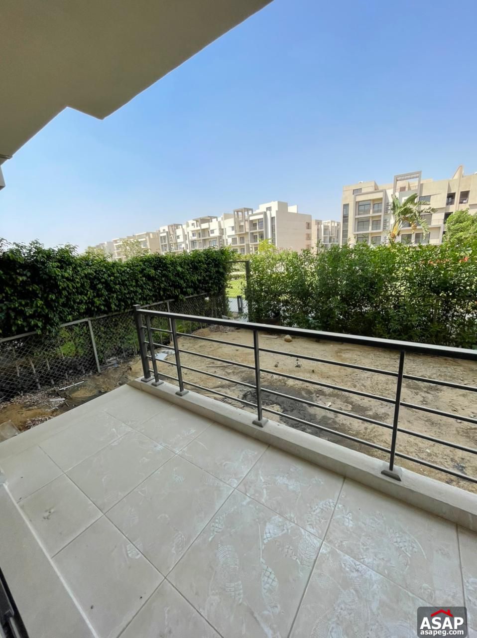 Apartment with Garden for Rent in Fifth Square Apartment with Garden for Rent in Fifth Square