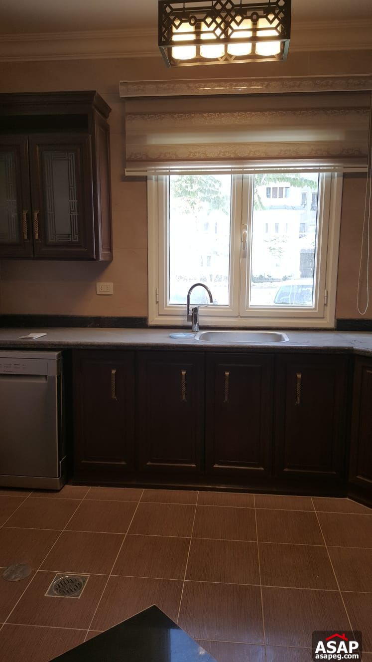 I Villa with Garden for Rent in Mountain View Hyde Park I Villa with Garden for Rent in Mountain View Hyde Park