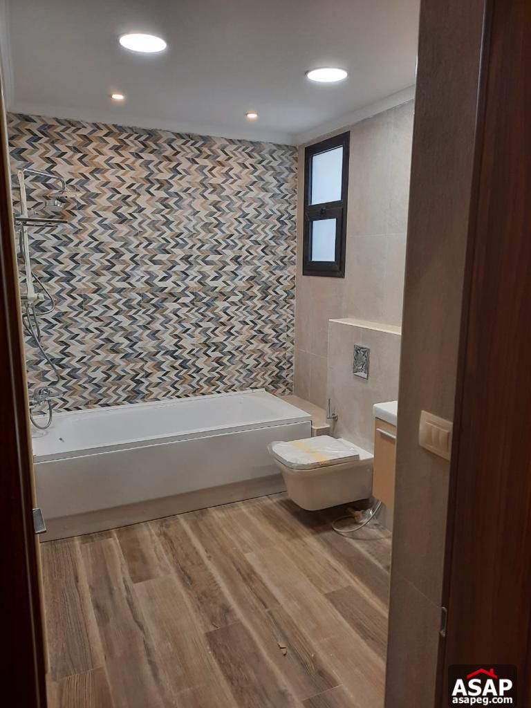 Duplex with Garden for Rent in Eastown Sodic