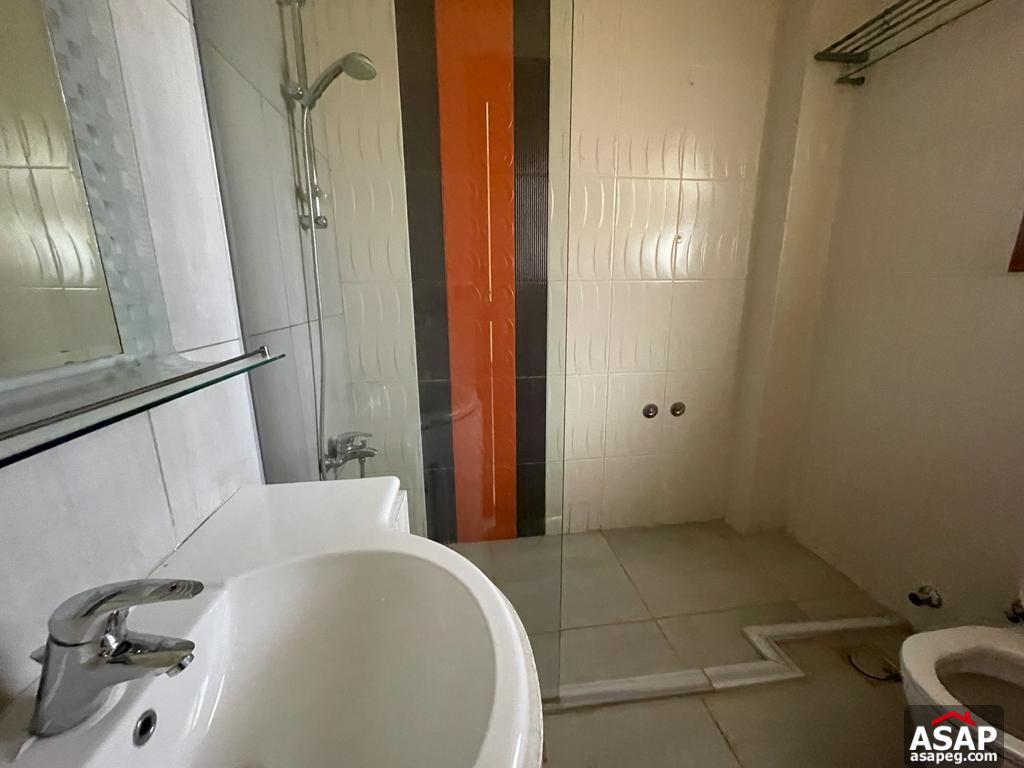 Stand Alone with Swimming Pool for Rent in Katameya Heights