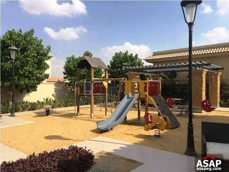 Villa with Big Garden in Uptown Cairo