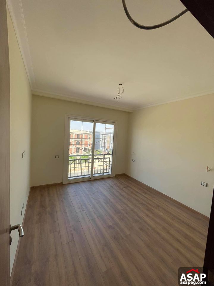 Apartment for Rent in Regent's Park Compound Apartment for Rent in Regent's Park Compound