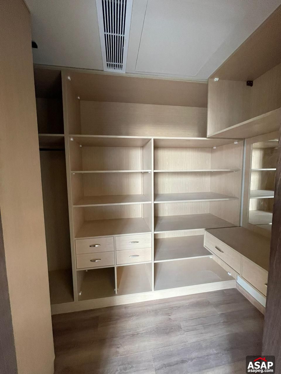 Apartment for Rent in Eastown Apartment for Rent in Eastown