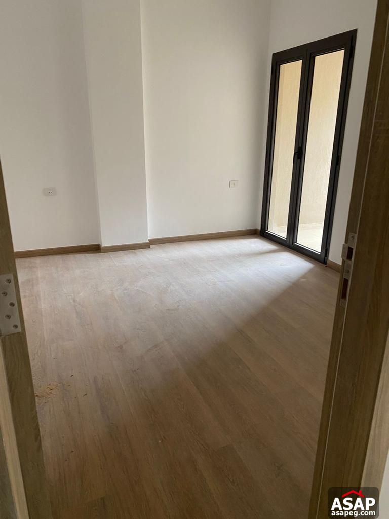 Finished Apartment for Rent in Fifth Square