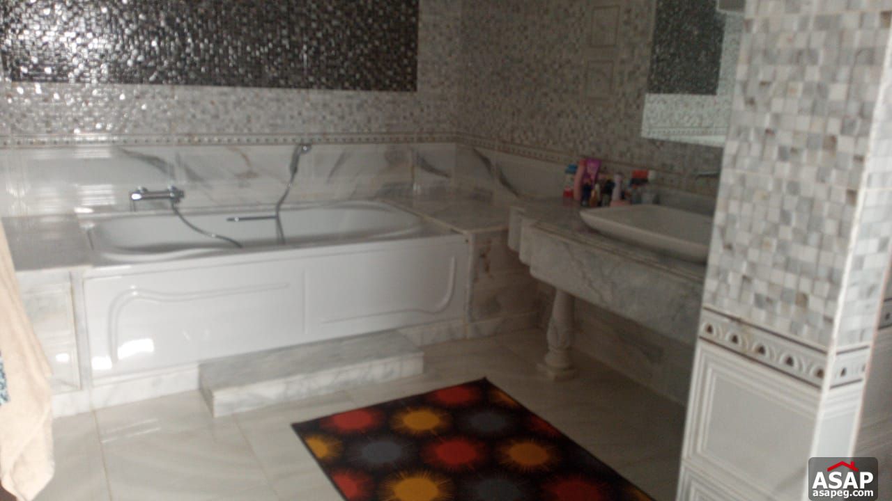 Villa with Swimming Pool for Rent in El Rabwa Compound Villa with Swimming Pool for Rent in El Rabwa Compound