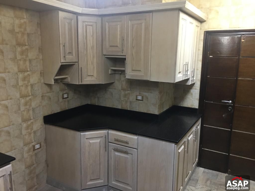 Duplex with Garden in Eastown for Rent