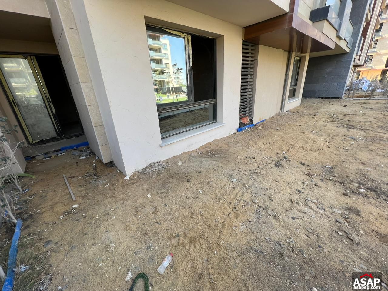 Ground Floor for Sale in Azad Compound Ground Floor for Sale in Azad Compound