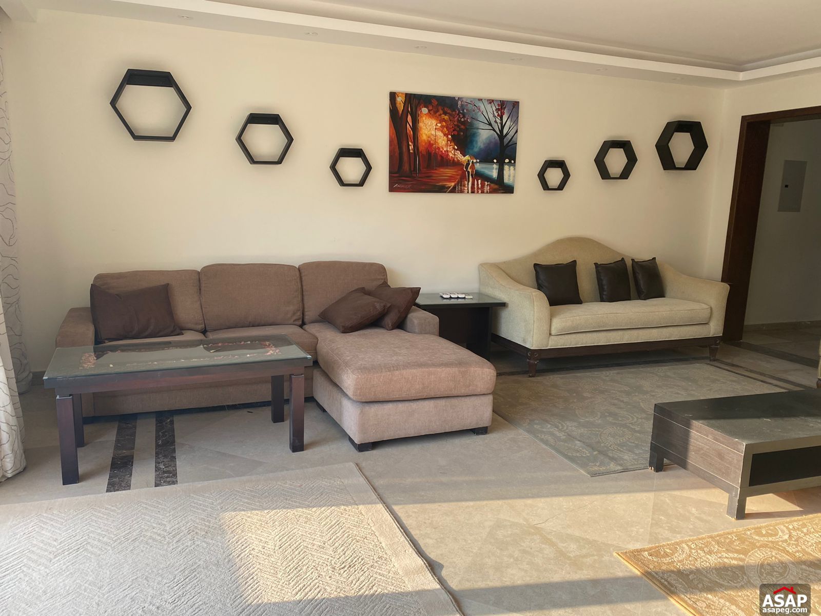 Apartment for Rent in the Square Apartment for Rent in the Square