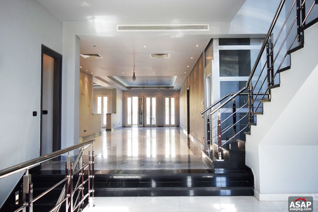Stand Alone Villa with Swimming pool in Cairo Festival City