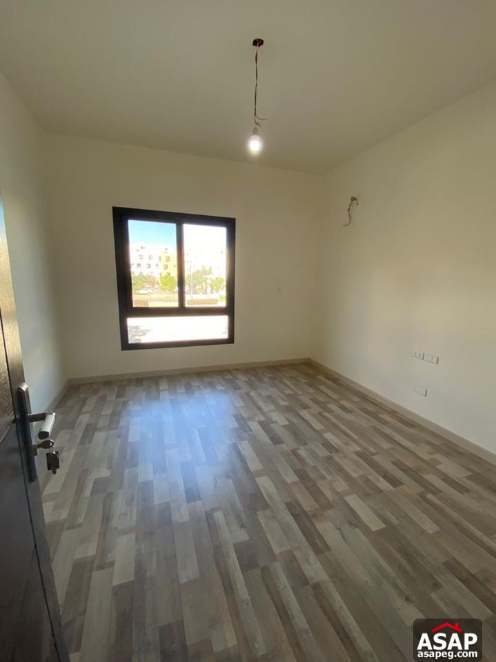 Apartment for Rent in Westown Compound Apartment for Rent in Westown Compound