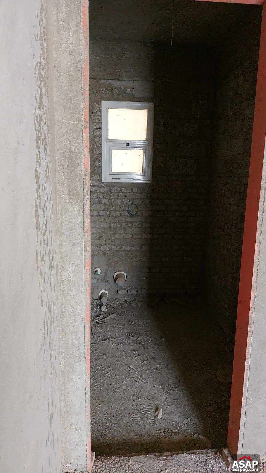 Studio for Sale in Hyde Park Compound Studio for Sale in Hyde Park Compound