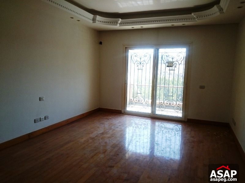 Twin House with Garden for Rent in Mina Residence Twin House with Garden for Rent in Mina Residence