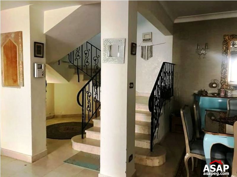 Villa with Big Garden for Rent in Rehab