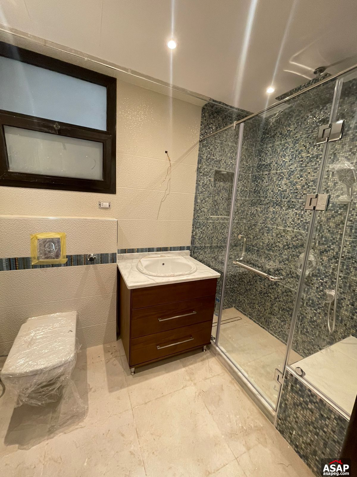 Duplex with Garden for Rent in Eastown Sodic