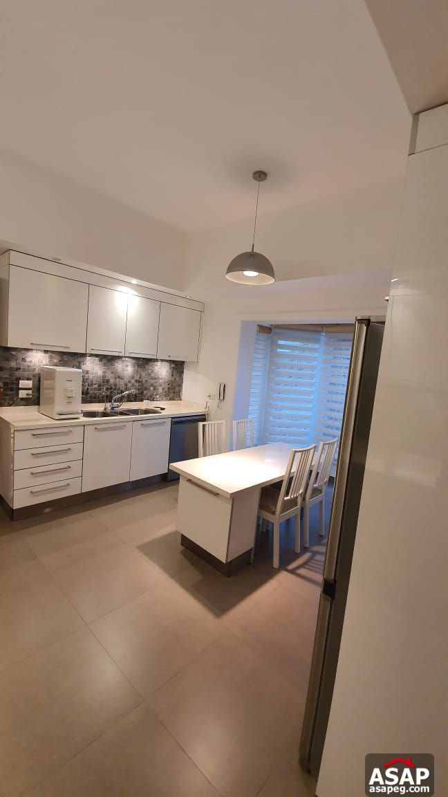 Stand Alone Villa for Rent in Mountain View