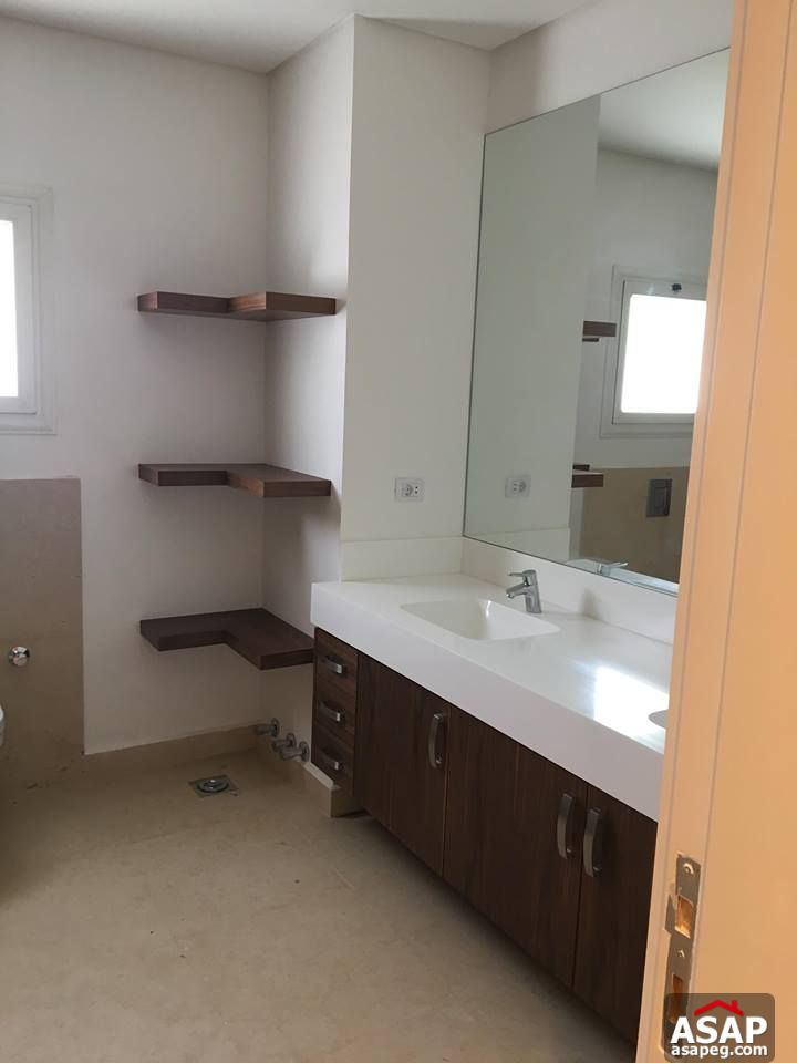 Villa for Rent in Mountain View Villa for Rent in Mountain View