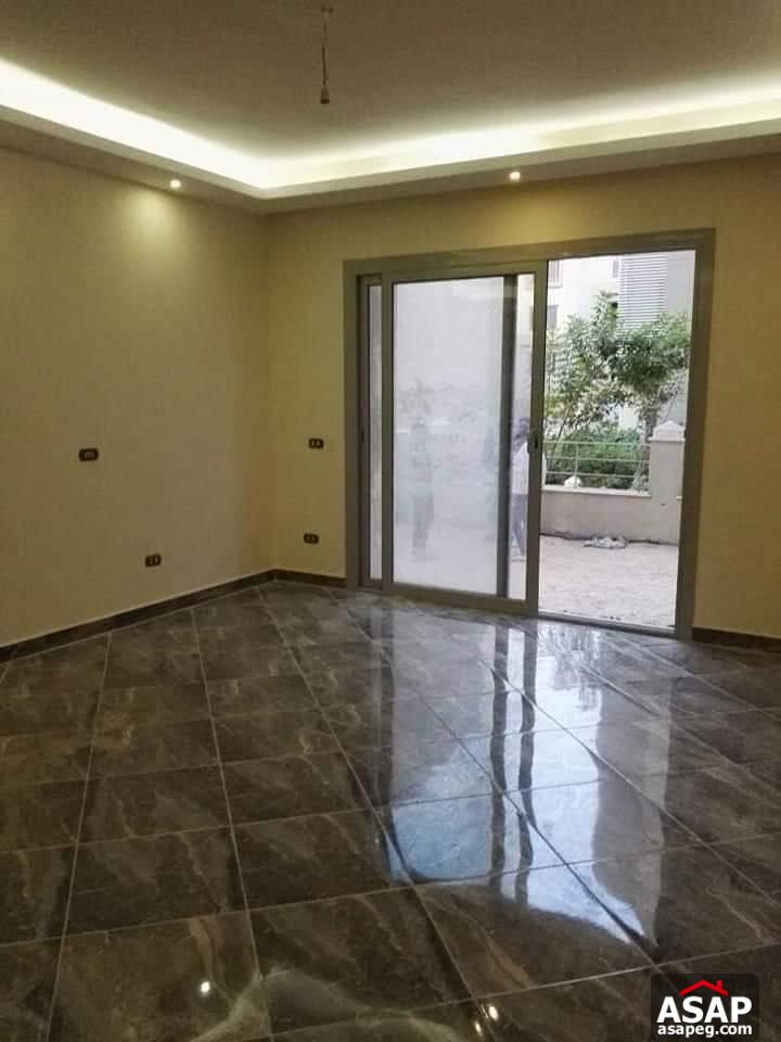 Duplex for Rent in Village Avenue Duplex for Rent in Village Avenue