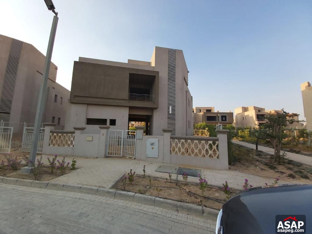 Sale Core and Shell Villa in 6 October Sale Core and Shell Villa in 6 October