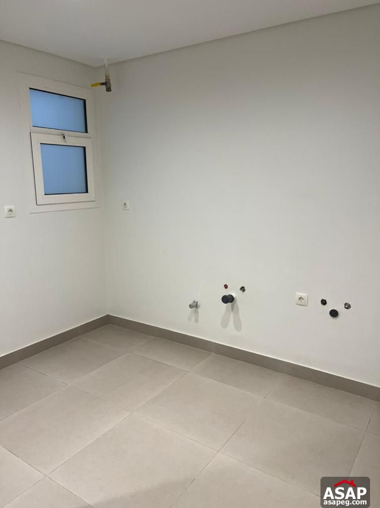 Apartment in Mivida for Sale