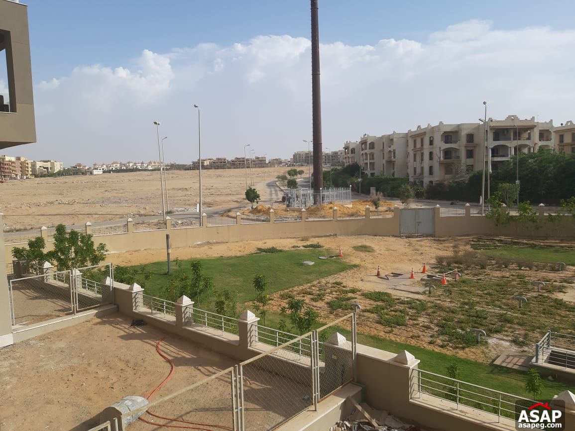 Apartment for Sale in Village Gate Palm Hills Apartment for Sale in Village Gate Palm Hills