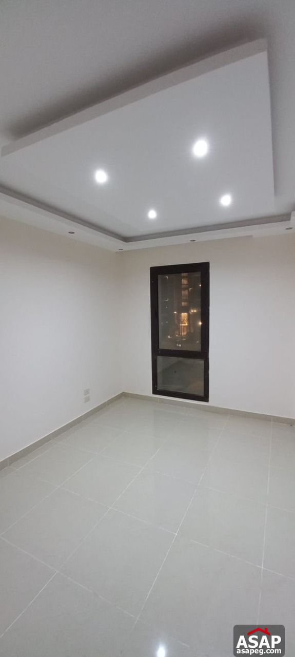 Apartment for Sale in Eastown Compound