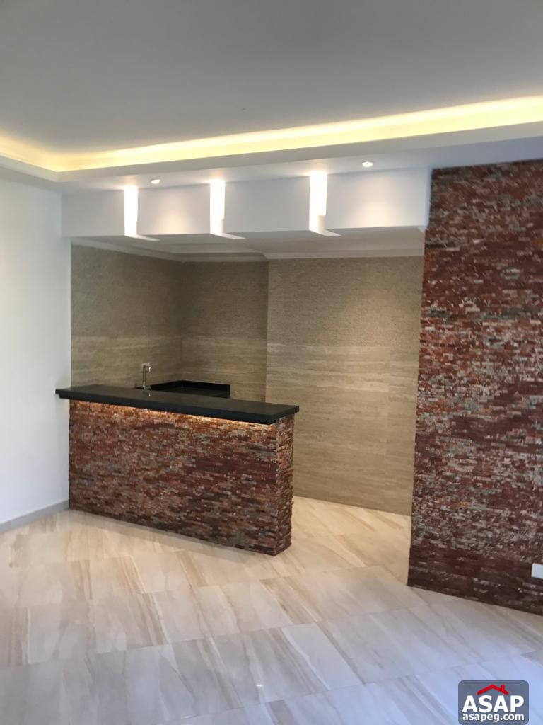 Duplex with Garden for Rent in Eastown Sodic