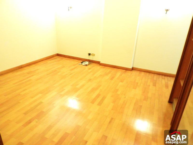 Apartment with Garden in Maadi for Rent