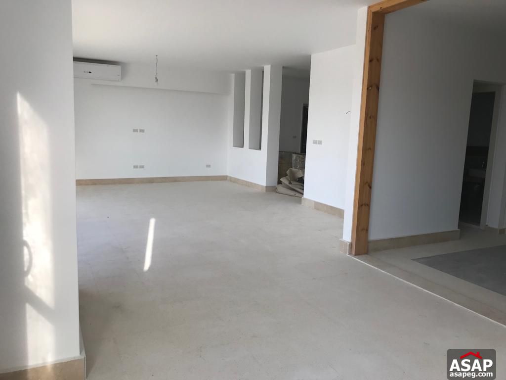 Nice Duplex with Garden for Rent in Eastown Nice Duplex with Garden for Rent in Eastown