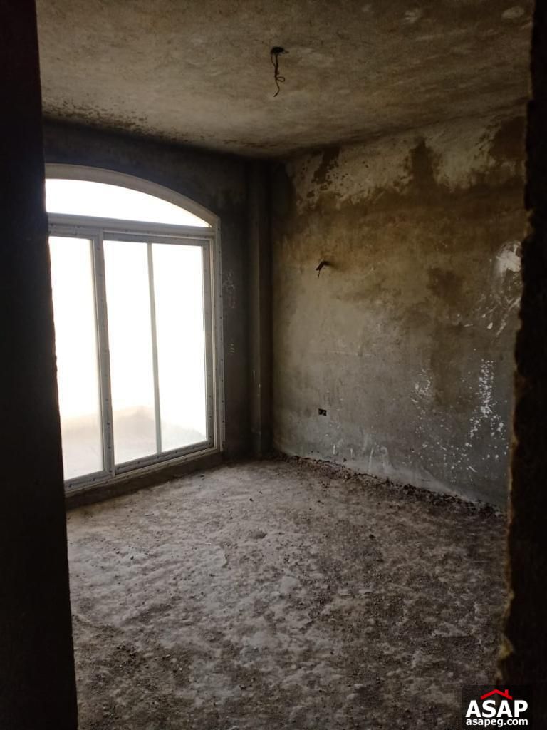 Penthouse for Sale in Stone Residence Compound