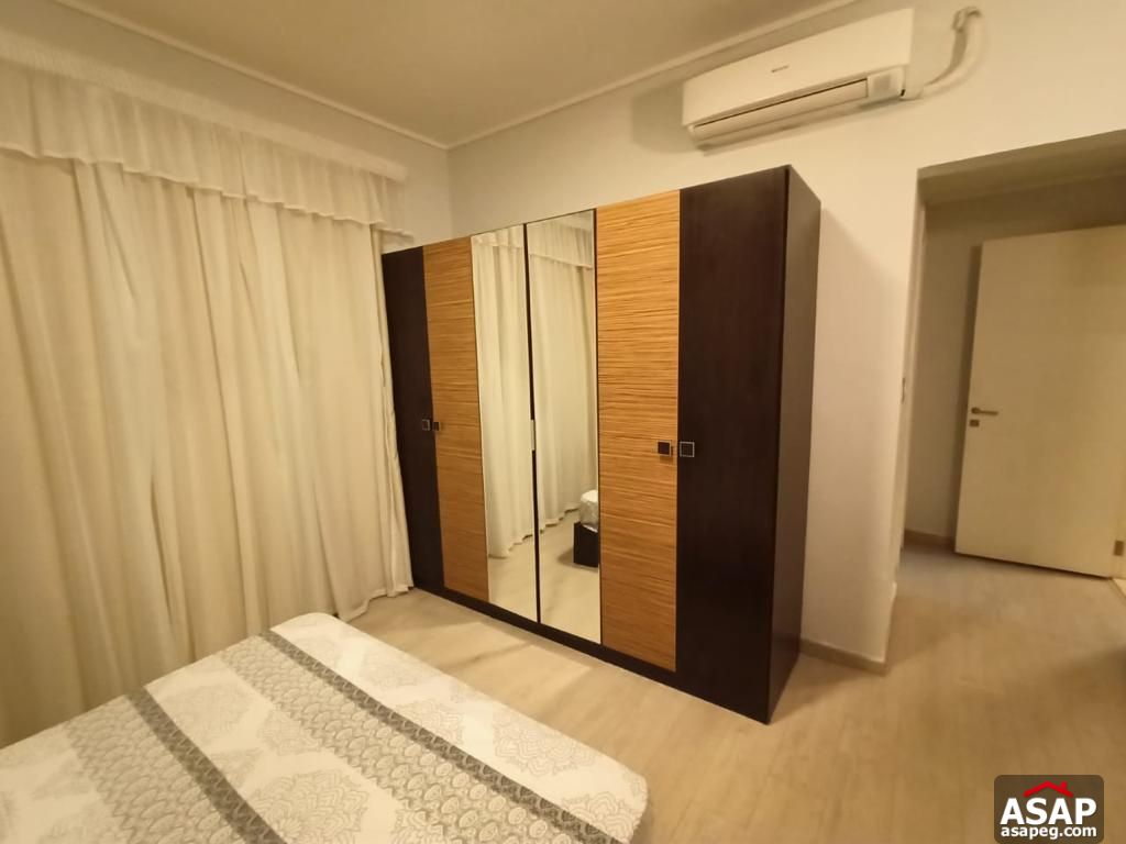 Apartment for Sale in Village Gate Palm Hills