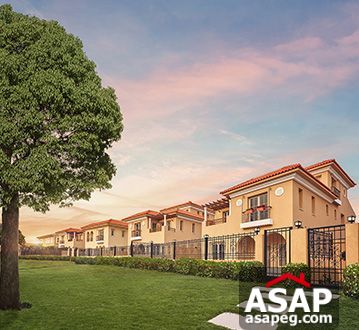 Stand Alone for Sale in Hyde Park Compound Stand Alone for Sale in Hyde Park Compound