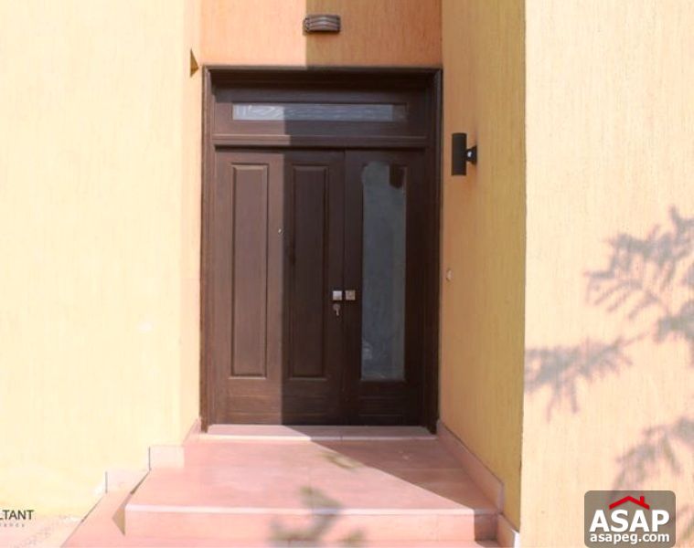 Town House with Garden in Allegria Town House with Garden in Allegria