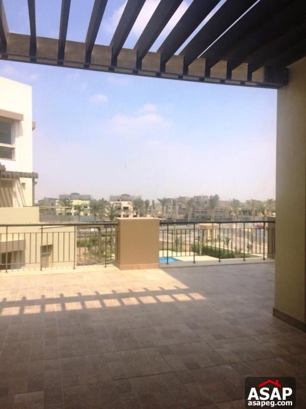 Apartment with Pool View in Uptown Cairo Apartment with Pool View in Uptown Cairo
