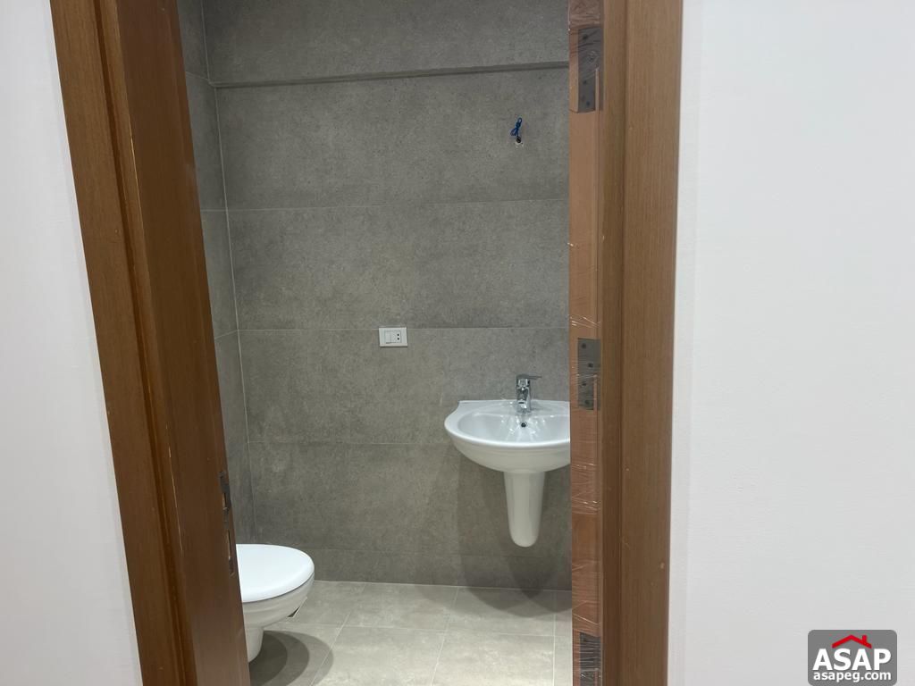 Apartment with Park View for Rent in Mountain View I City Apartment with Park View for Rent in Mountain View I City