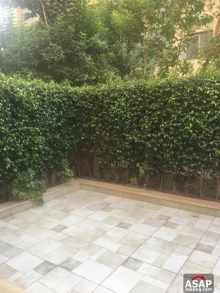 Duplex with Garden for Rent in Village Avenue Duplex with Garden for Rent in Village Avenue