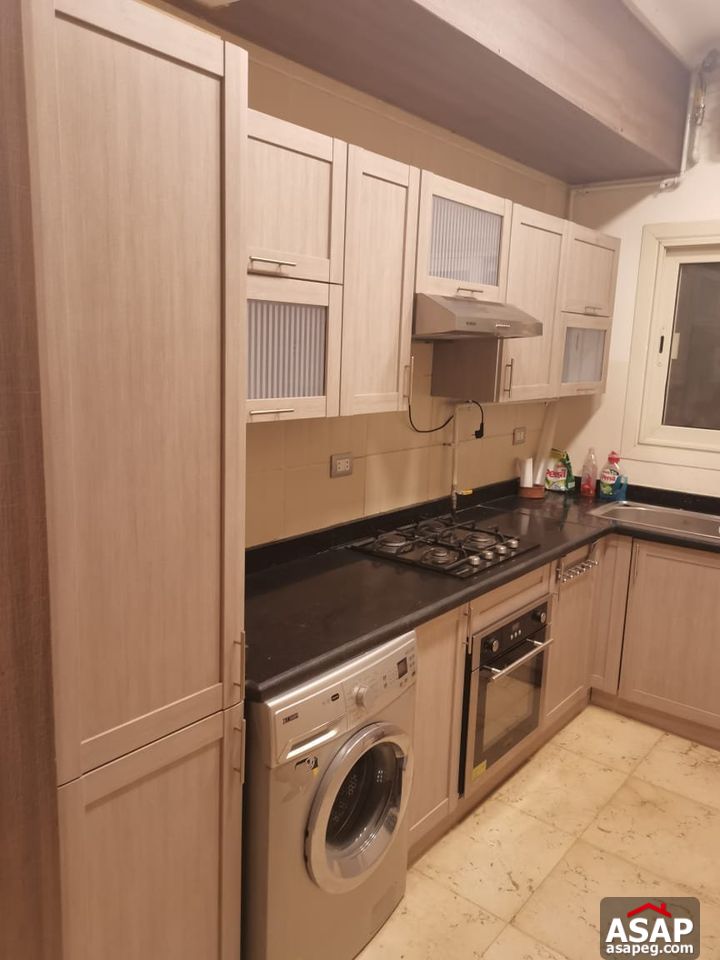 Studio for Rent in the Village Palm Hills Studio for Rent in the Village Palm Hills