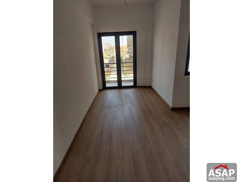 Finished Apartment for Sale in Fifth Square