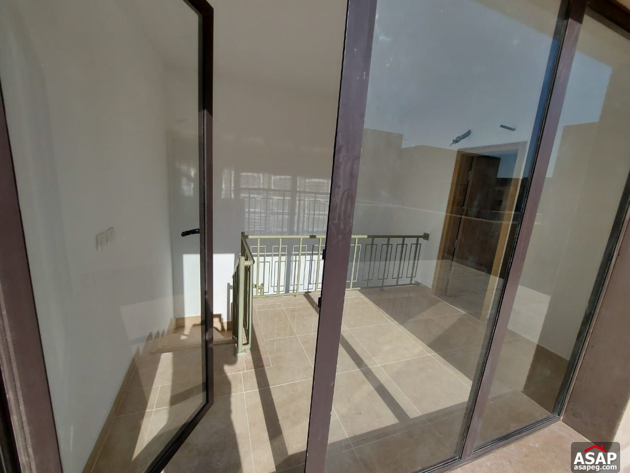 Penthouse for Rent in 5th Square Penthouse for Rent in 5th Square