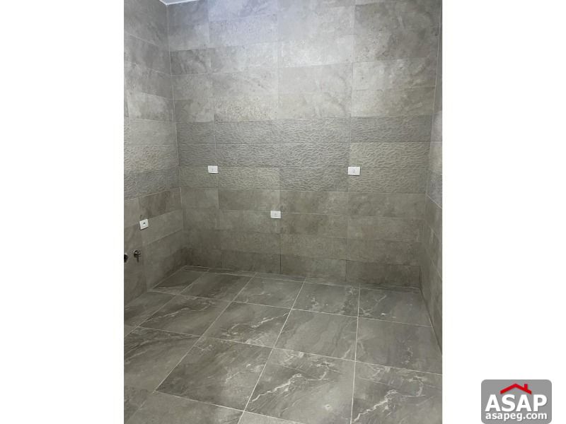 Ground Floor for Sale in Fifth Square Ground Floor for Sale in Fifth Square