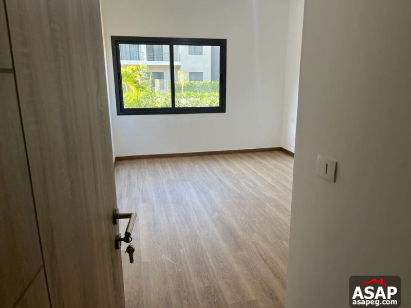 Ground Floor for Sale in Fifth Square Ground Floor for Sale in Fifth Square