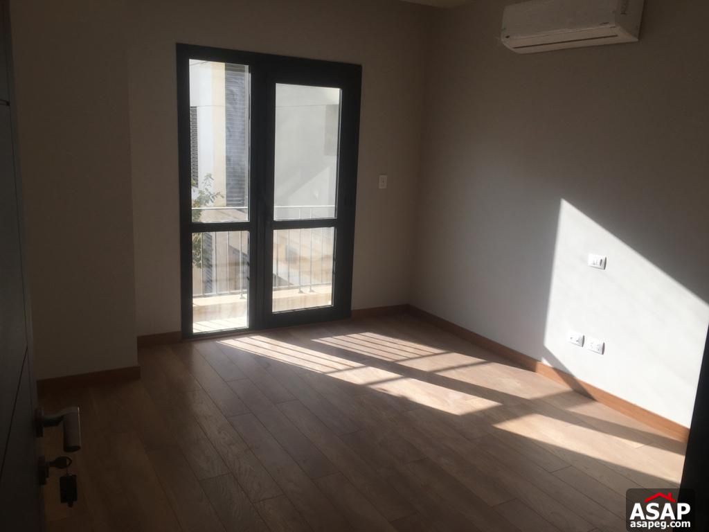 Apartment with Garden View in Eastown